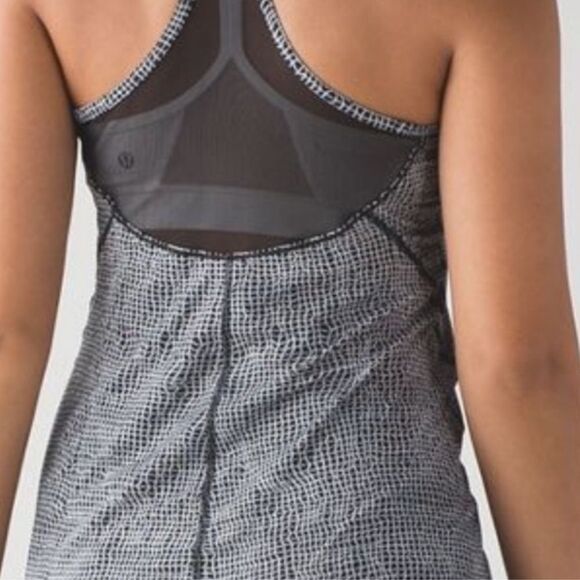 Lululemon Wild And Free Mesh Tank - Picture 3 of 9